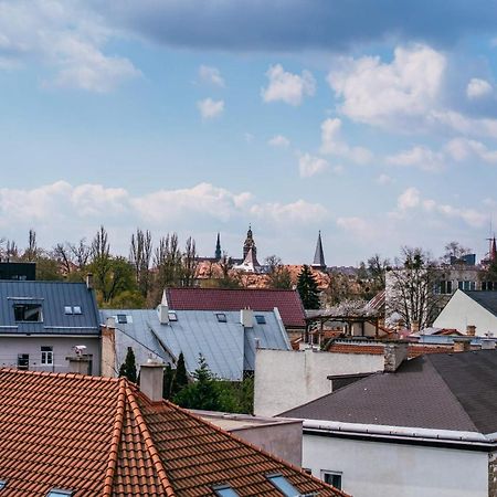 Luxury Apartment W. City Views In Kosice Old Town Exteriör bild